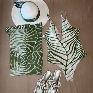 Green and White Abstract Leaf Print Swimsuit w coverup and hat band